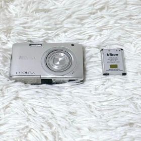 Nikon COOLPIX A100 デジカメ シルバー デジタルカメラ