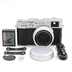 ■シャッター数1800枚！新品同様■ FUJIFILM X100Ⅵ シルバー デジタルカメラ X100VI 富士フィルム