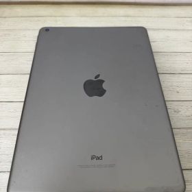 Apple iPad (第5世代) 32GB グレー