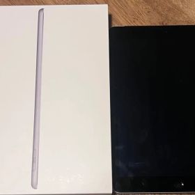 Apple iPad (第5世代) 128GB シルバー