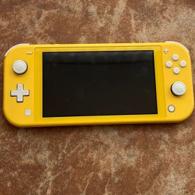 【美品】Nintendo Switch Lite イエロー