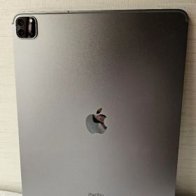 iPad Pro 12.9インチ 第6世代 Wi-Fiモデル 512GB