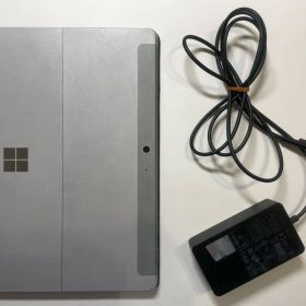 Microsoft Surface Go 初代 64GB ［外箱・充電器付属］