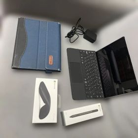 Windows Surface Go 2/RAM8GB/SSD128GB 箱付き