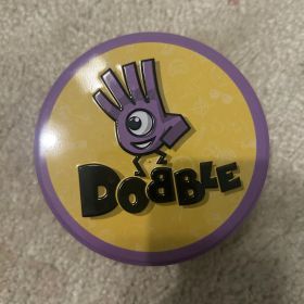 Dobble カードゲーム