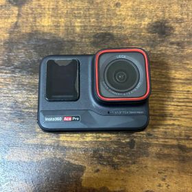 Insta360 Ace Pro 本体 付属品付き