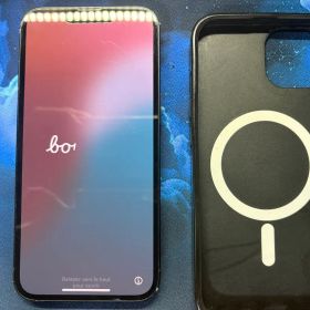 Apple iPhone 13 ブラック 本体 ケース付き 78%