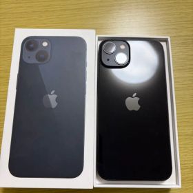 Apple iPhone 13 ミッドナイト 本体