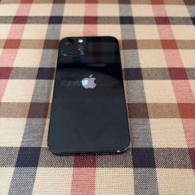 ［中古超美品］Apple iPhone13 125GB ミッドナイト