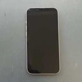 Apple iPhone 13 ホワイト 本体