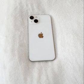Apple iPhone 13 ホワイト 本体