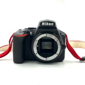 【全額返金保証】【最速発送】Nikon デジタル一眼 D5500 ボディ 美品 動作確認済