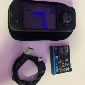 Insta360 x3 電源が入らない。ジャンク品、返品不可