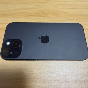 Apple iPhone 15 ブラック 本体