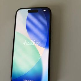 美品中古 iPhone15 256GB ブラック おまけ付き