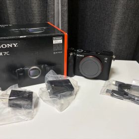 SONY α7C ミラーレスカメラ 本体と付属品