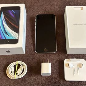 <3/24最終値下 箱有>Apple iPhoneSE2 256GBsimフリー