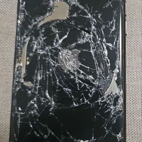 iPhoneSE2 64GB ジャンク