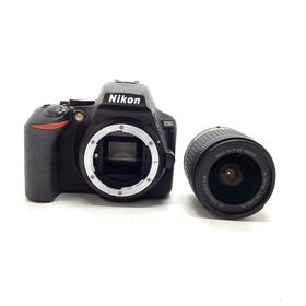 ニコン(Nikon)の【全額返金保証】【最速発送】Nikon デジタル一眼 D5600 18-55 VR レンズキット 美品 動作確認済(デジタル一眼)
