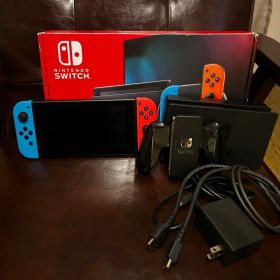 Nintendo Switch 青/赤