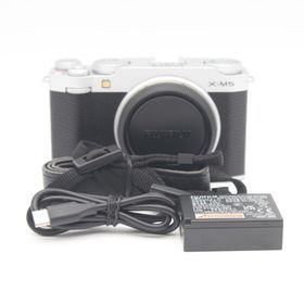 ショット数307回 FUJIFILM X-M5 ボディ シルバー(ミラーレス一眼)