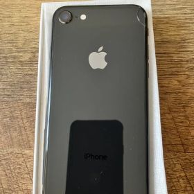 Apple iPhone 8 ブラック 本体