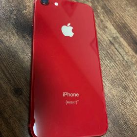 即購入OK iPhone8 アイフォン8 赤 レッド ケース付き スマホ 携帯