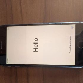 Apple iPhone ８ ブラック 本体