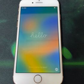 iPhone 8 ゴールド 64G