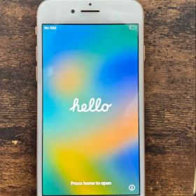 iPhone8 本体 美品