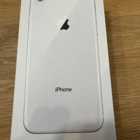 iPhone8 256GB シルバー SIMフリー 箱付