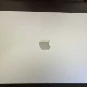 MacBookAir M2 2023 15.3インチ 8GBメモリ 512GB