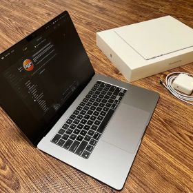 MacBook Air M2 15インチ グレイ 24GB 512GB USキー