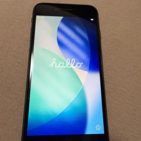 Apple iPhone SE (第2世代)64GB SIMフリー 黒