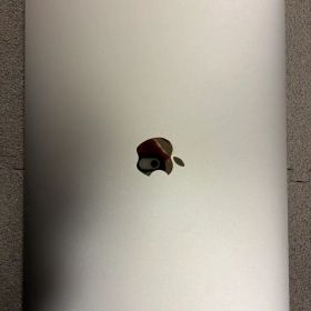 Apple MacBook Pro 13インチ M2 2022