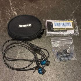 SHURE SE215 SPECIAL EDITION イヤフォン