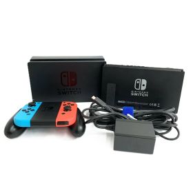 Nintendo ニンテンドー 任天堂スイッチ HAC-001 ブラック/レッド/ブルー ユニセックス【中古】