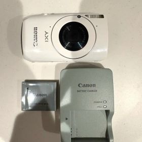 Canon IXY 30s ホワイト コンパクトデジタルカメラ