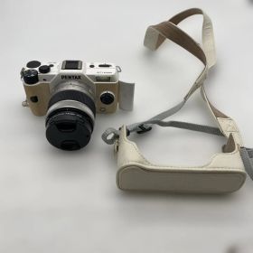 PENTAX Q10 ホワイト×ベージュズームレンズキット