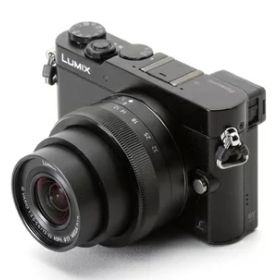 【中古】 パナソニック ミラーレス一眼カメラ GM5 レンズキット ブラック DMC-GM5K-K