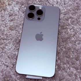 【新品同様】iPhone 15Pro Max 256GB SIMフリー