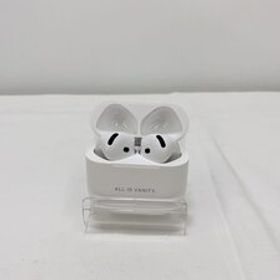 Apple◆イヤホン AirPods 4 アクティブノイズキャンセリング搭載モデル MXP93J/A