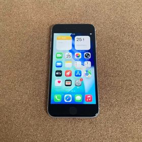 アイフォーン(iPhone)の4170 電池新品☆比較的美品☆iPhoneSE2 64GB SIMフリー☆(スマートフォン本体)