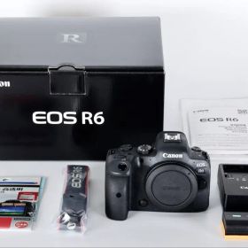 CANON EOS R6 ボディ本体と付属品一式 純正バッテリ