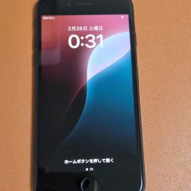 iPhone SE3 64GB 第3世代 SIMフリー 制限なしバッテリー84%