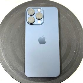 【傷あり】【1週間保証】iPhone 15 Pro Max 512GB SIMフリー（SIMロックなし） 最大容量89% 充放電375回 MU6X3J/A