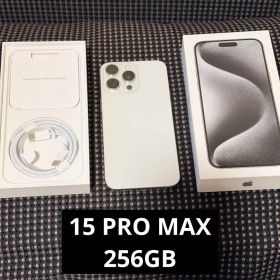 Apple iPhone 15 Pro Max 256 GB ホワイトチタニウム