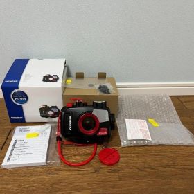 【お得・美品】OlympusTG-6 PT-059カメラ+Bag付属品