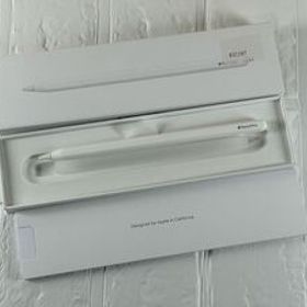 【展示限りアウトレット美品】Apple Pencil Pro 送料込み