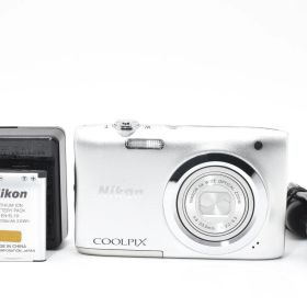 ★良品★ Nikon ニコン CoolPix A100 シルバー クールピクス コンパクトデジタルカメラ コンデジ ＃4037